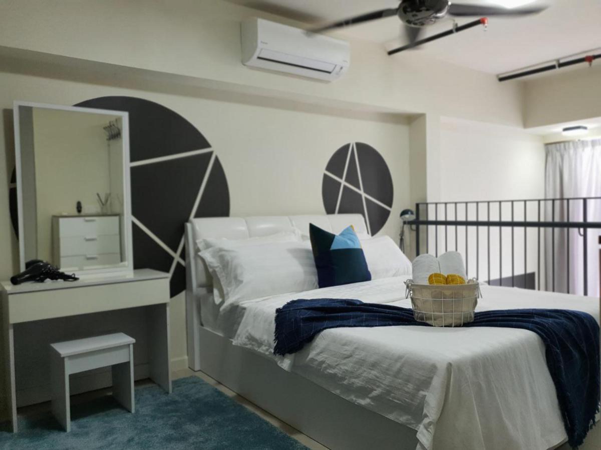 The Perfect Getaway @ Tamarind Suites, Netflix 300Mbps ไซเบอร์จายา ภายนอก รูปภาพ