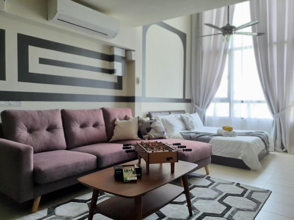 The Perfect Getaway @ Tamarind Suites, Netflix 300Mbps ไซเบอร์จายา ภายนอก รูปภาพ