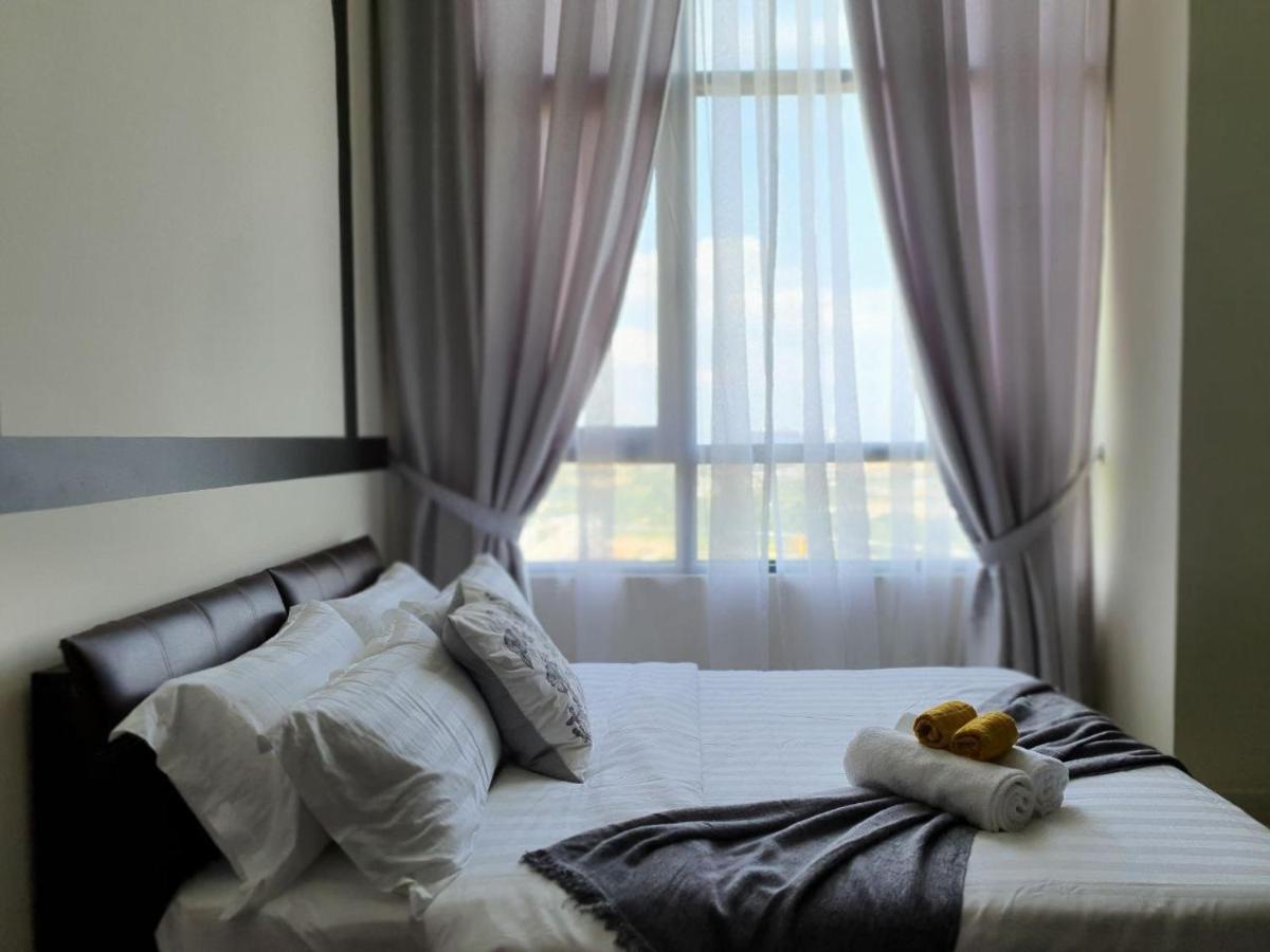 The Perfect Getaway @ Tamarind Suites, Netflix 300Mbps ไซเบอร์จายา ภายนอก รูปภาพ